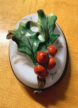 Vintage Chamart Limoges France Hand Painted 3D Holly & Berries 
Trinket Box